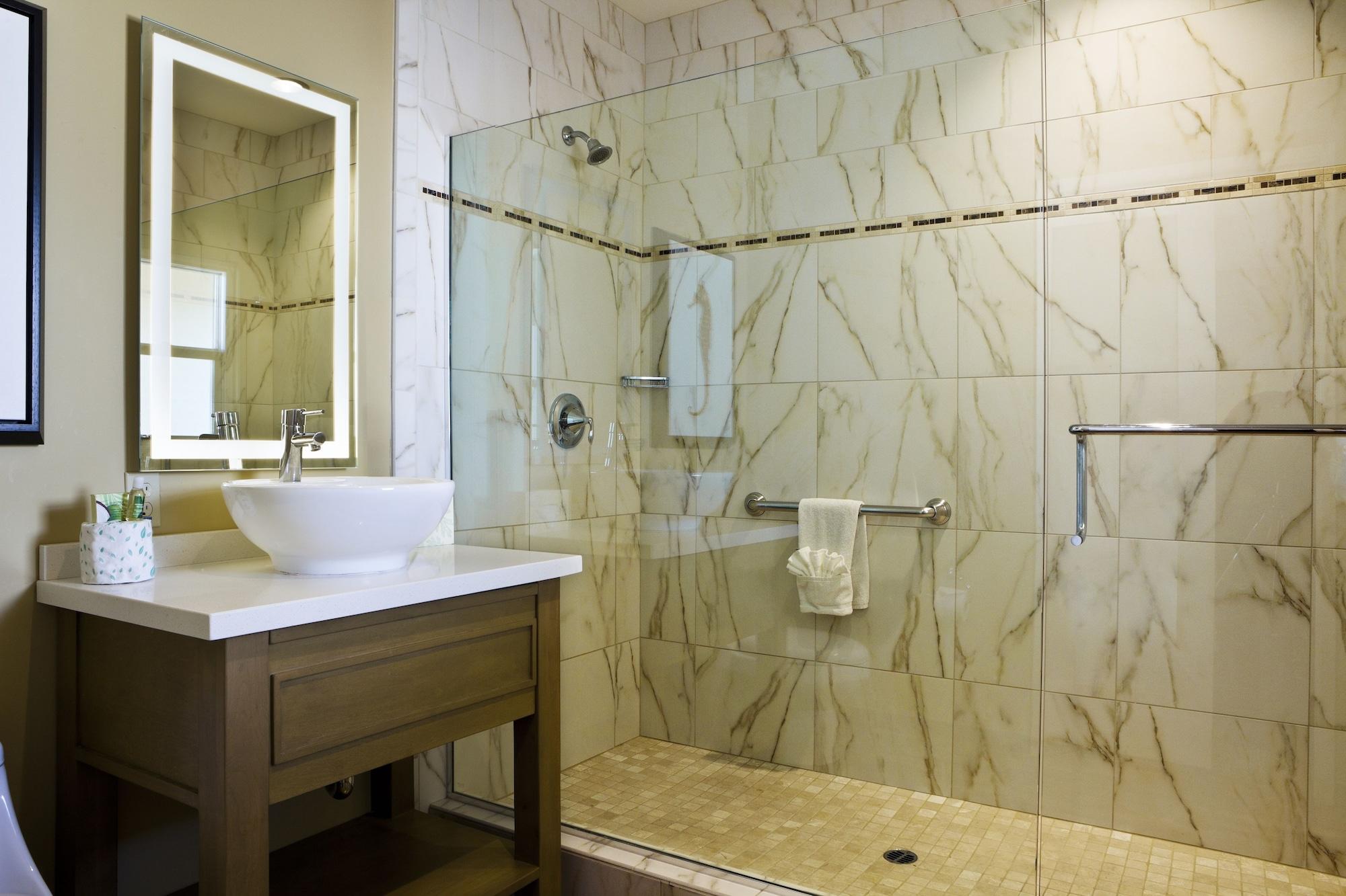 Pacific Shores Hotel 3*